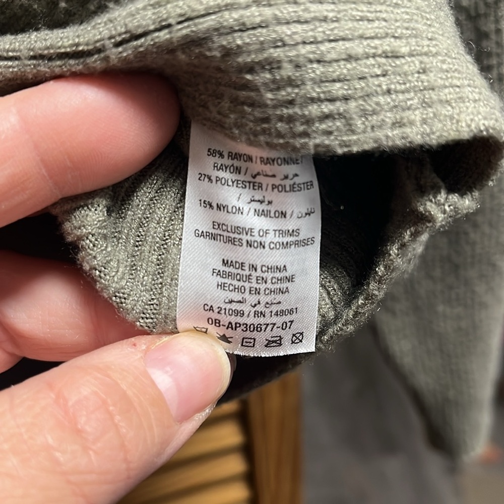 Women's Olive Sweater - Picture 3 of 6